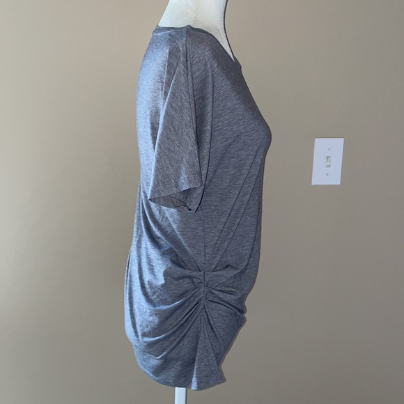 Athleta Essence Pleated Gray Tee, Size Medium - Picture 6 of 12